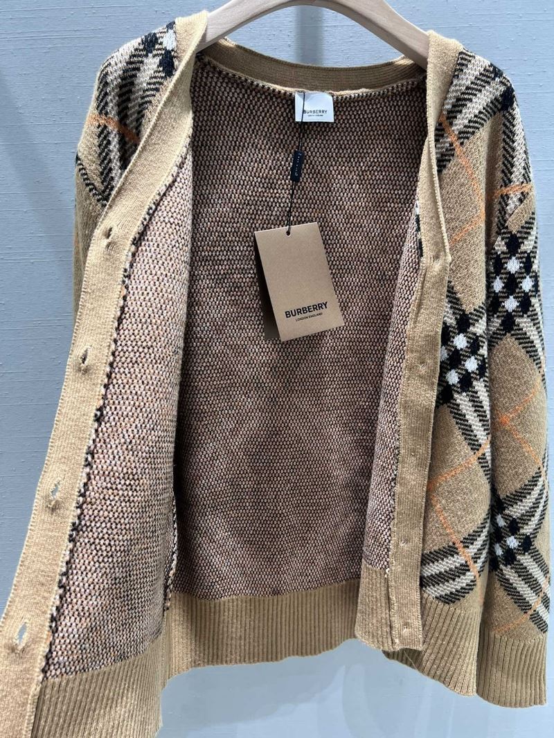 Burberry Sweaters